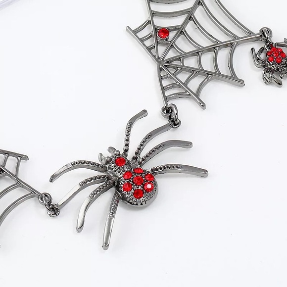 Spider necklace and ring set - Picture 4 of 5